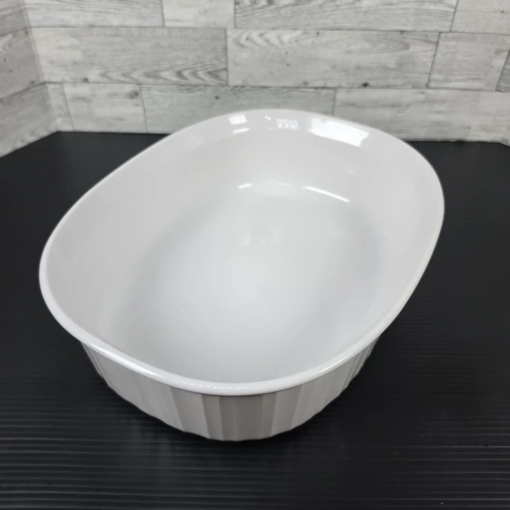 Corning Ware F-2-B‎ 2.8 Liter Oval Casserole Dish No Lid Made in USA
